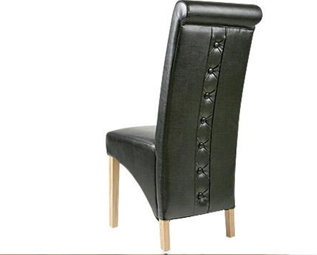 rihanna-button-leather-chair